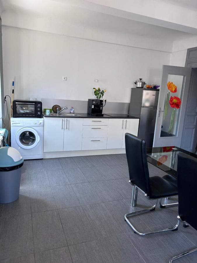 Idbaih Apartment Miribel  Luaran gambar